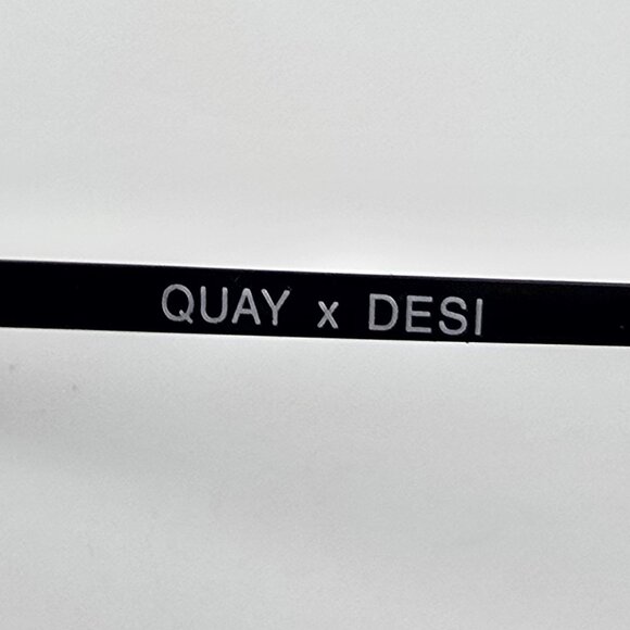 Quay Australia x Desi High Key Black Frame Silver Mirror Lens Aviator Sunglasses - Picture 13 of 16